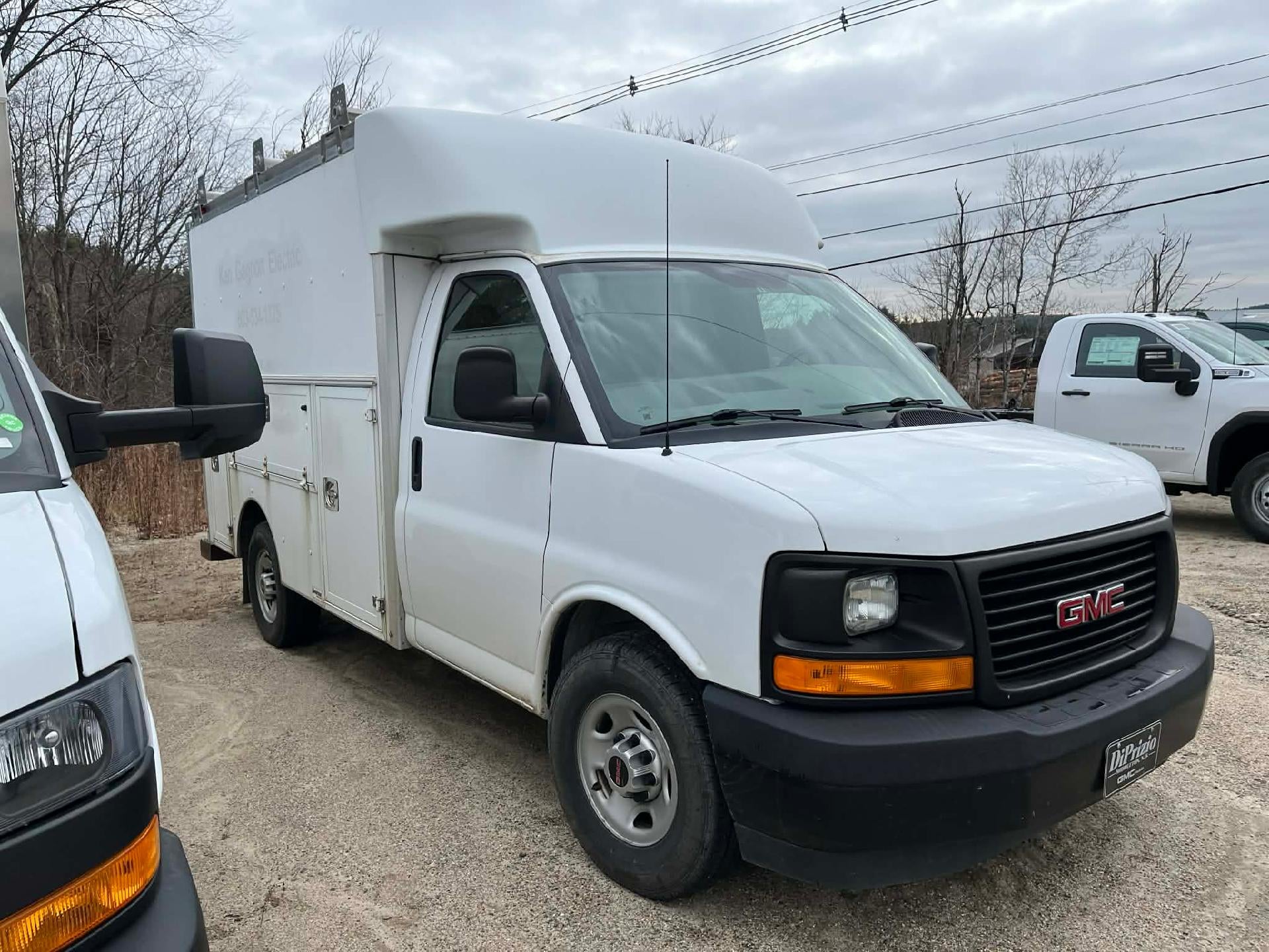 2017 GMC Savana Cutaway 3500 Base