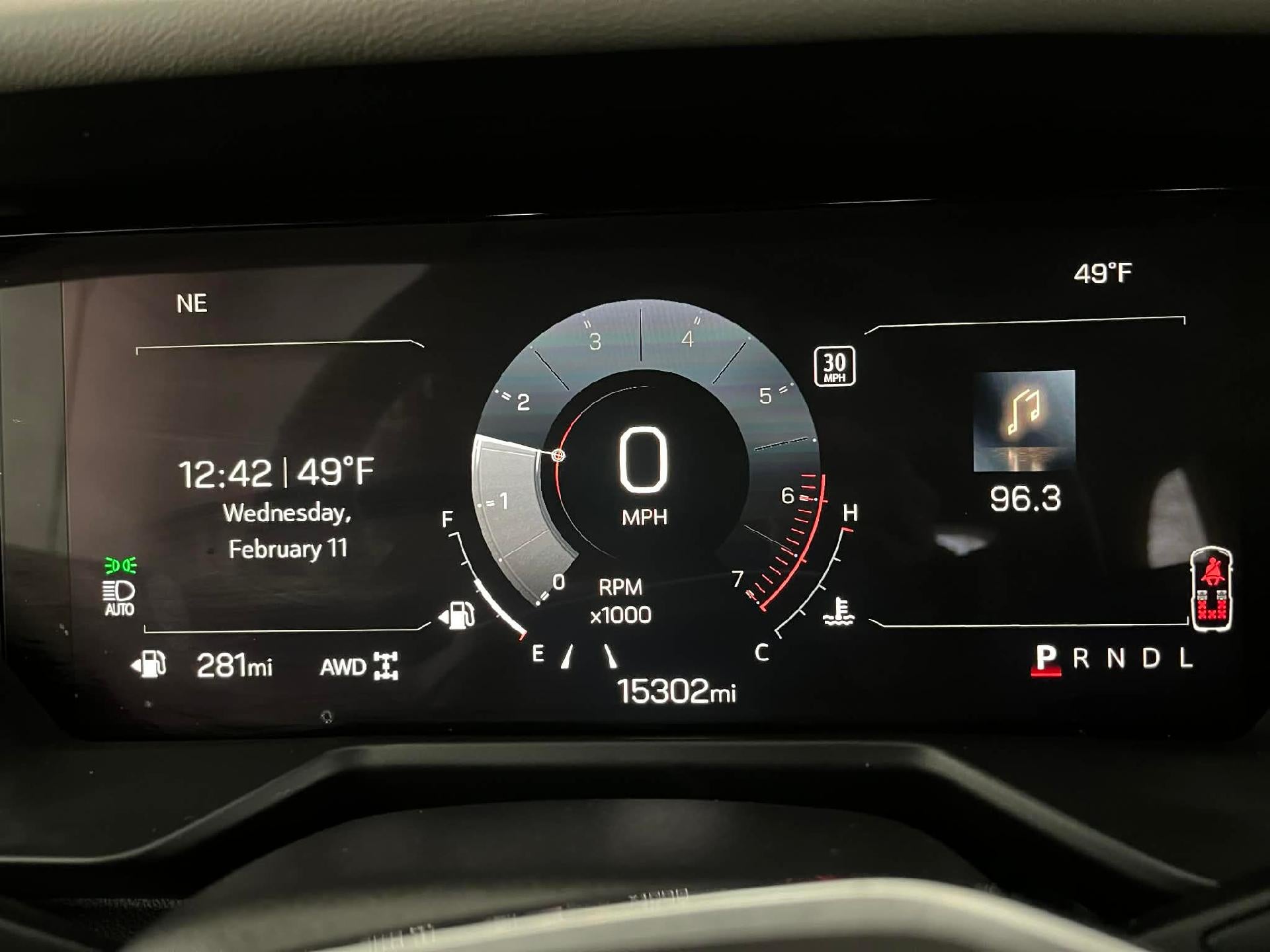 2025 GMC Acadia Elevation