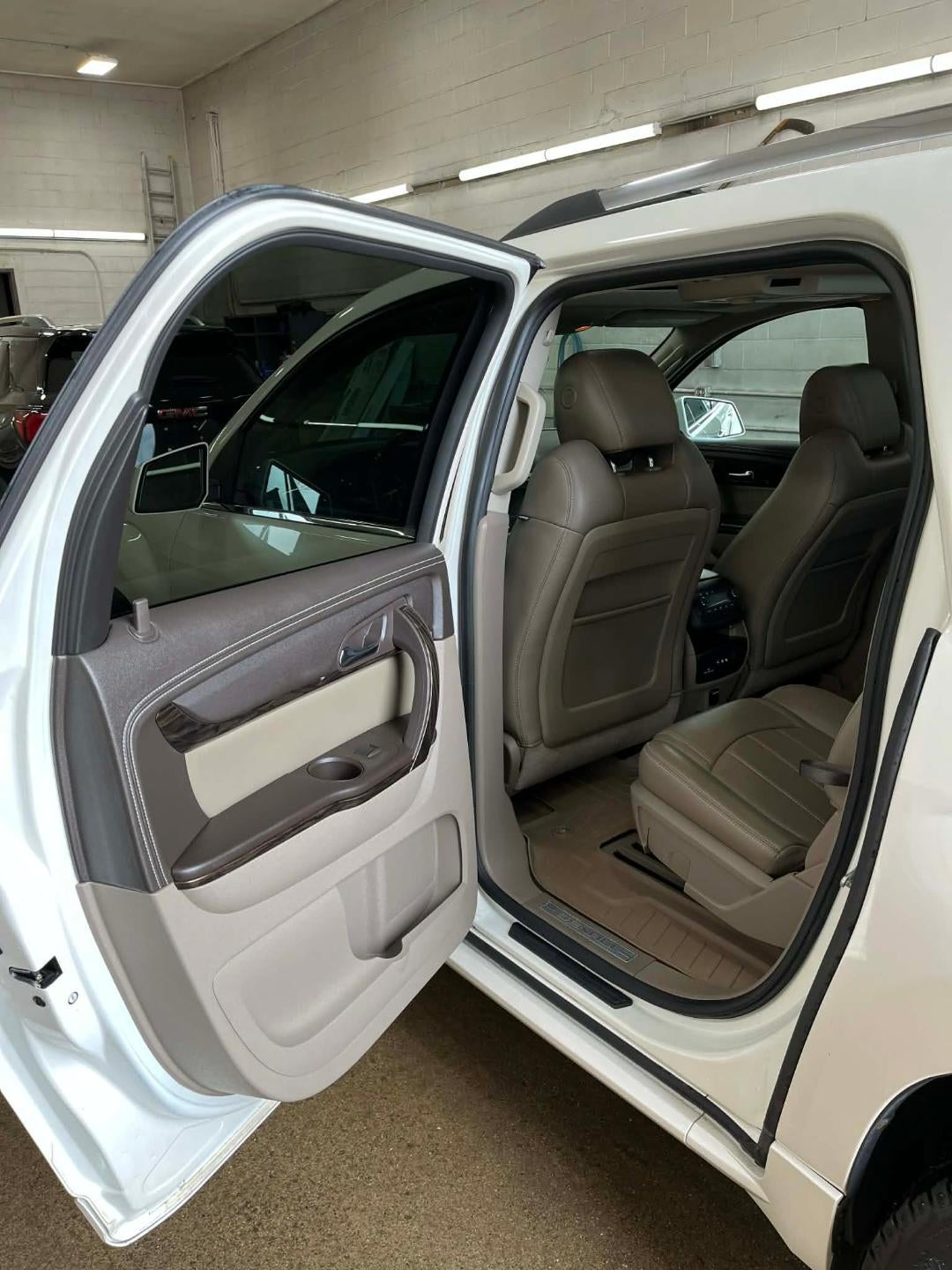 2014 GMC Acadia Denali