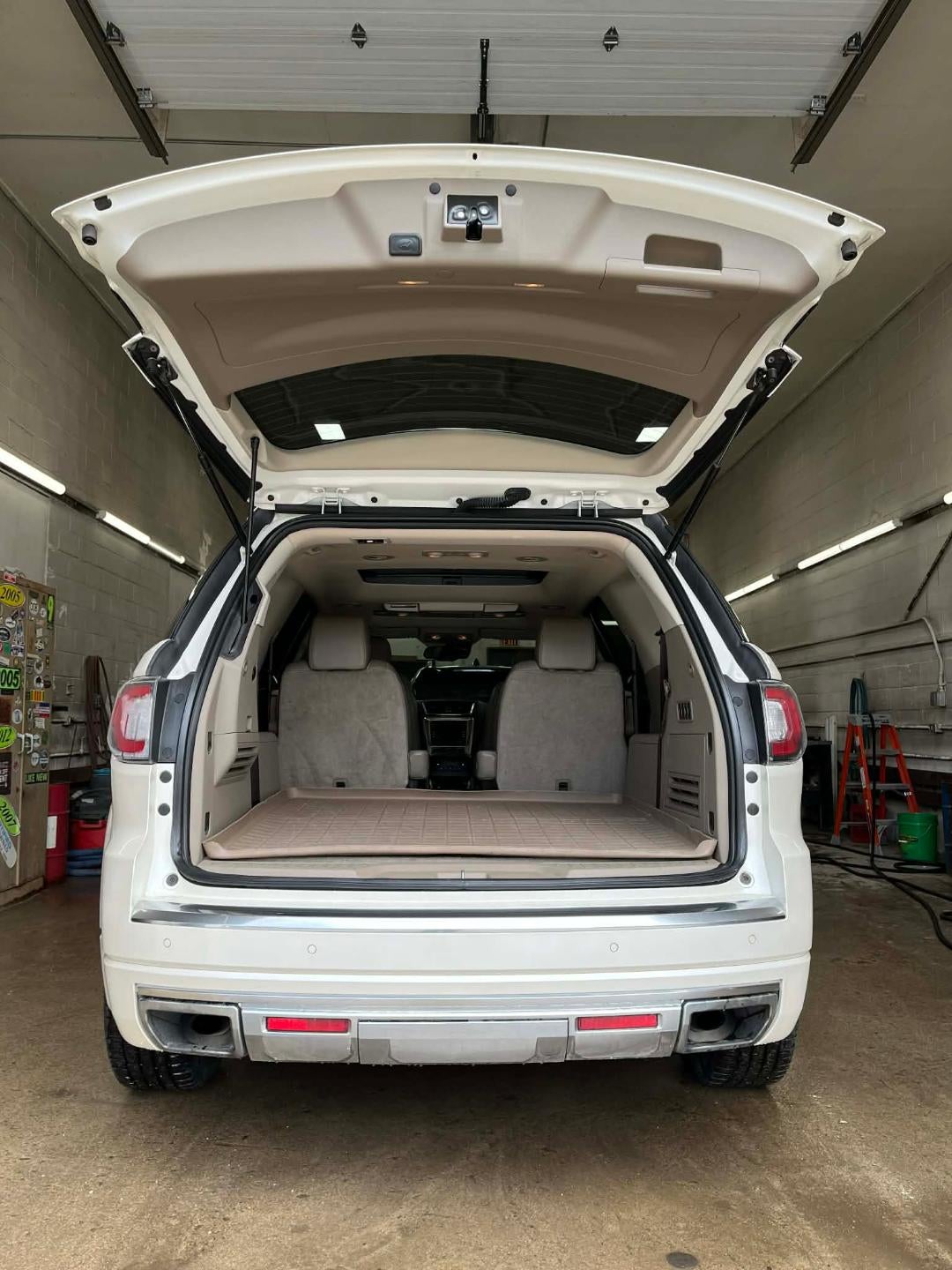 2014 GMC Acadia Denali