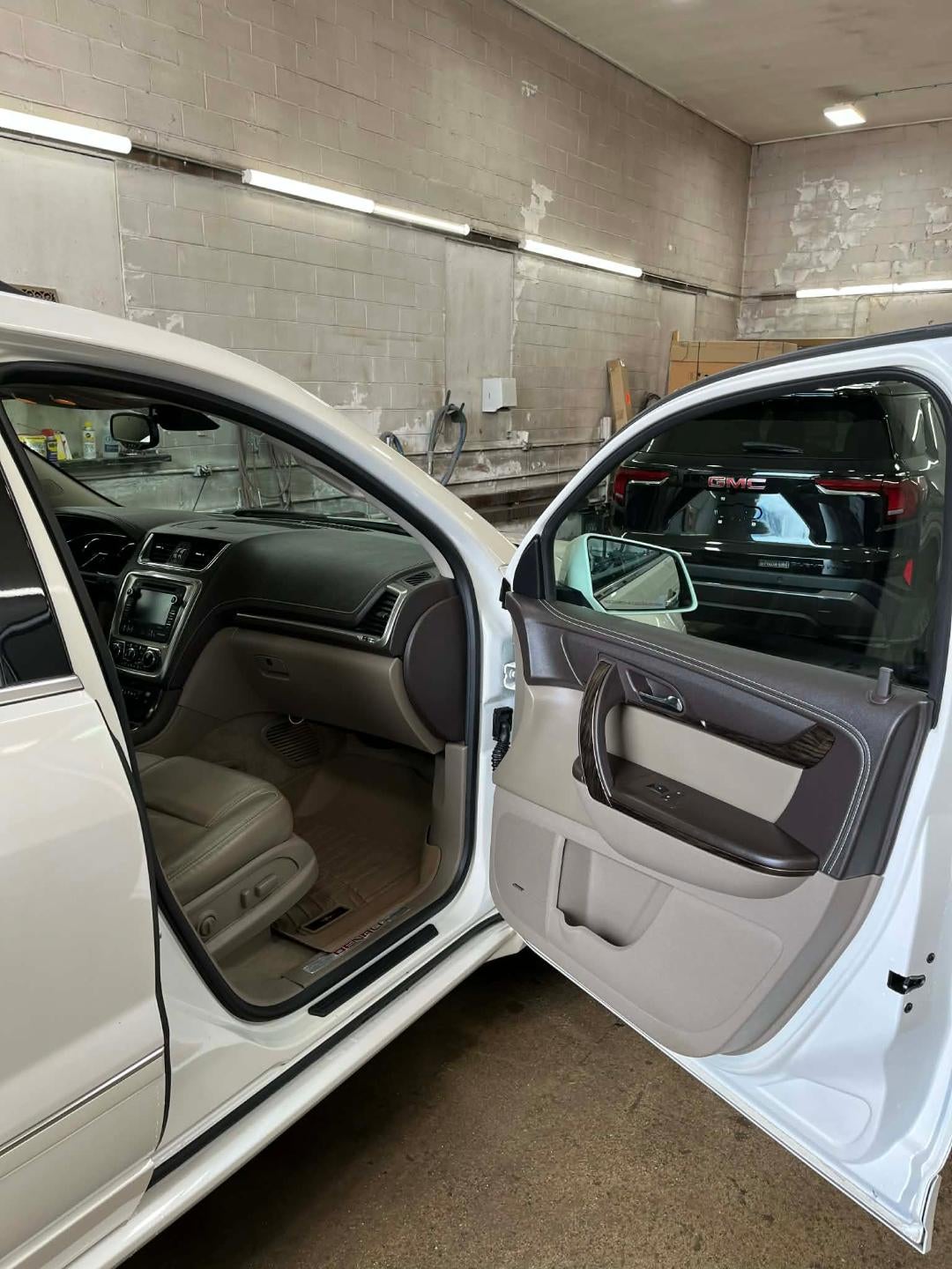 2014 GMC Acadia Denali