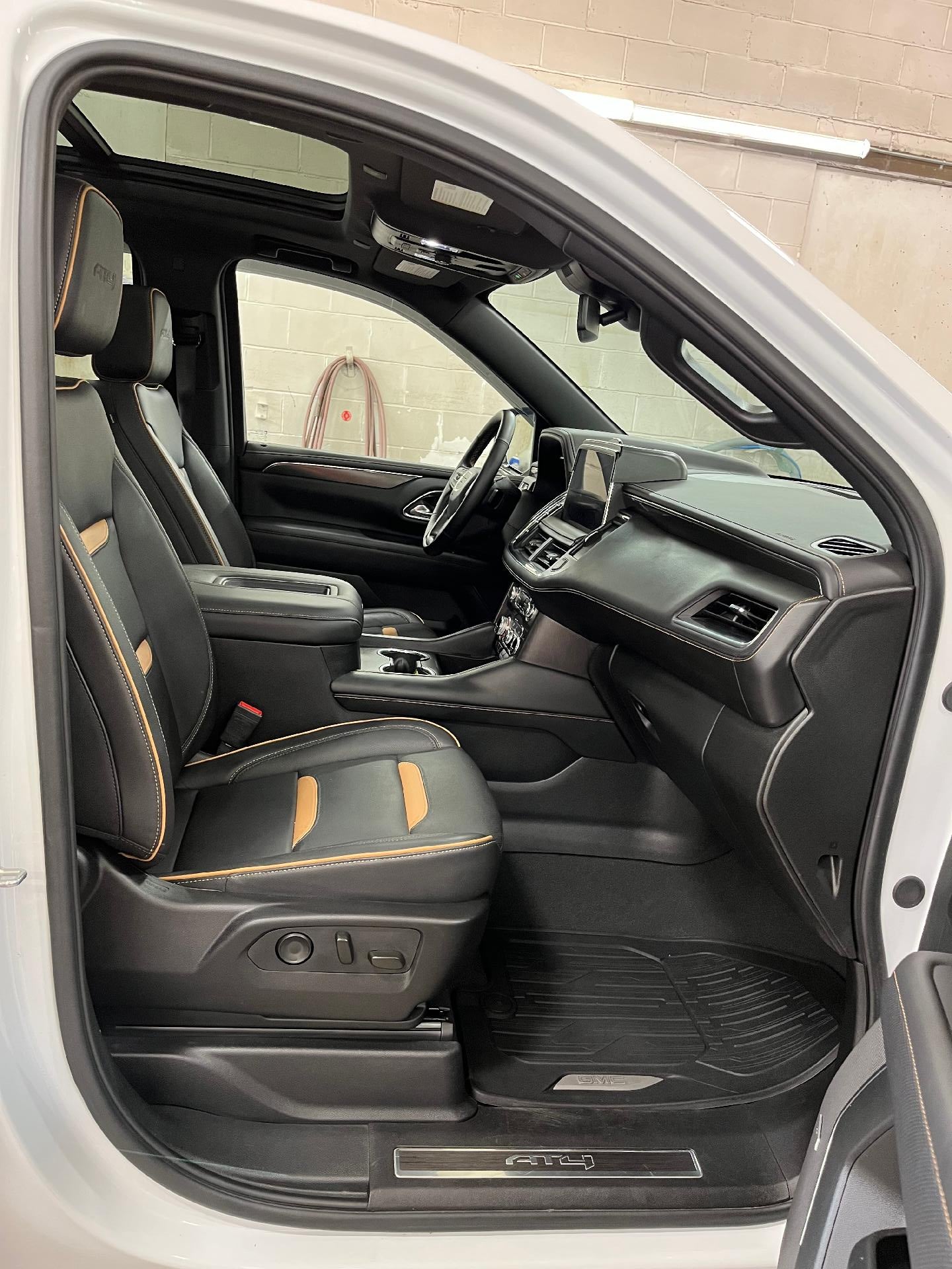 2024 GMC Yukon AT4