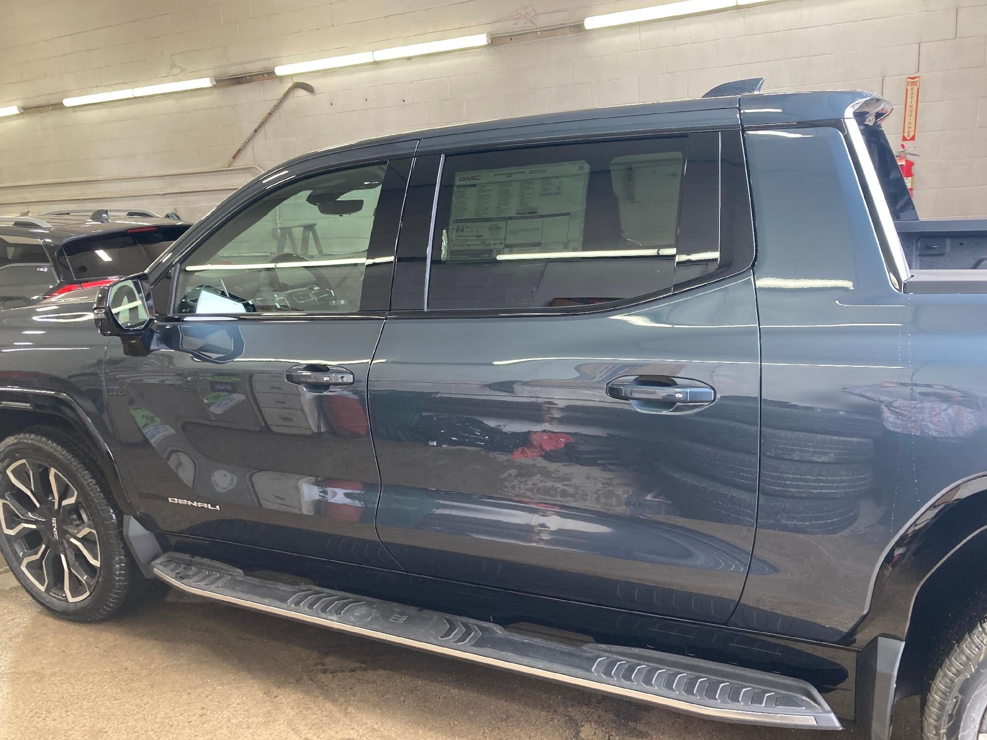 2025 GMC Sierra EV Extended Range Denali