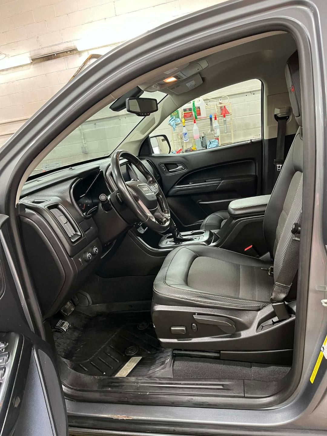 2021 GMC Canyon AT4 - Cloth