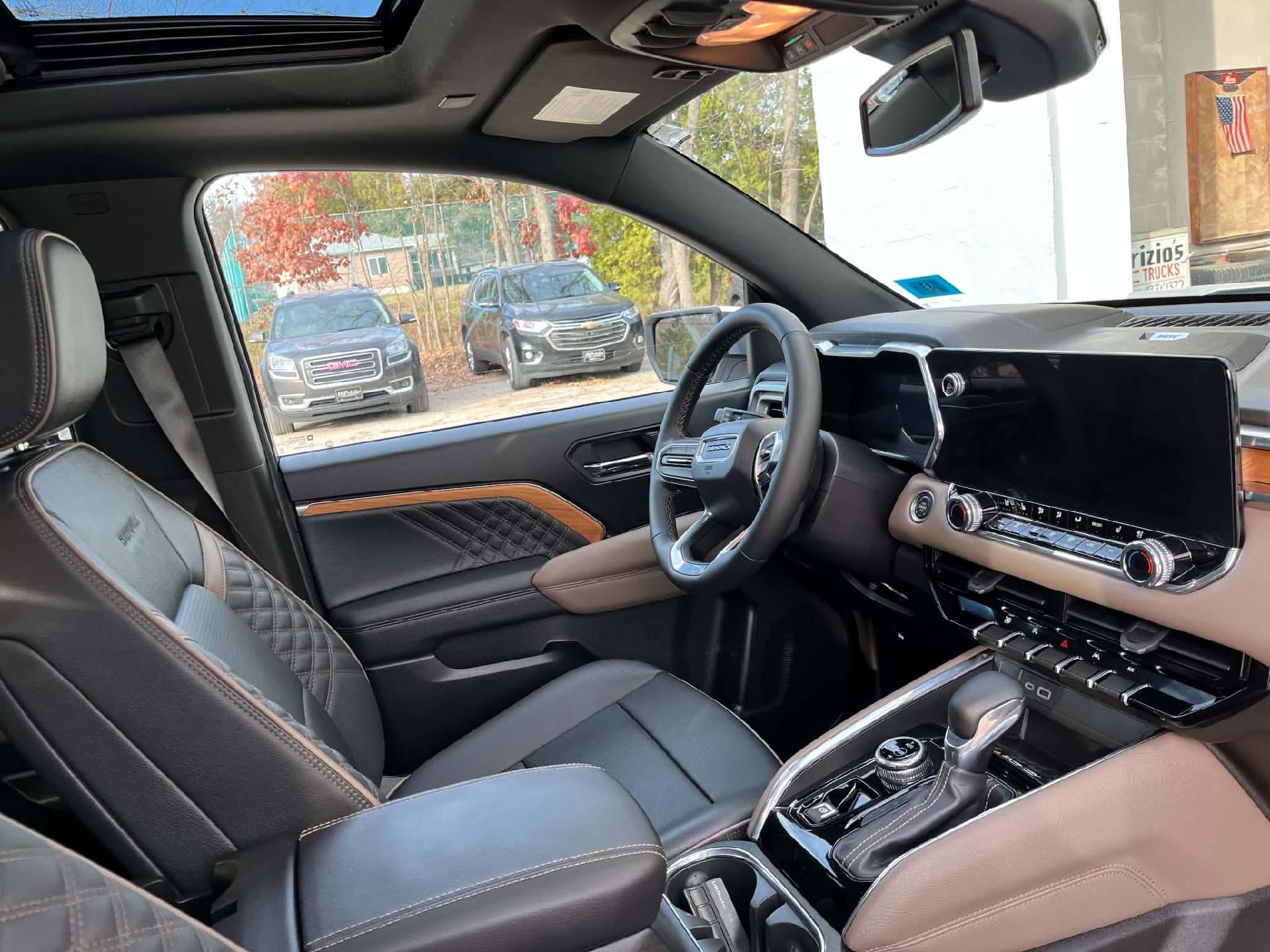 2024 GMC Canyon Denali