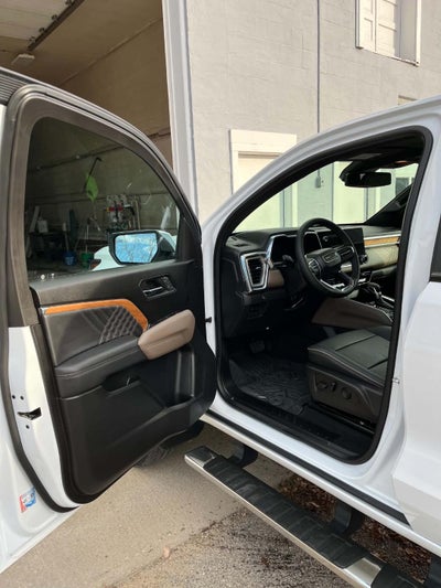 2024 GMC Canyon Denali