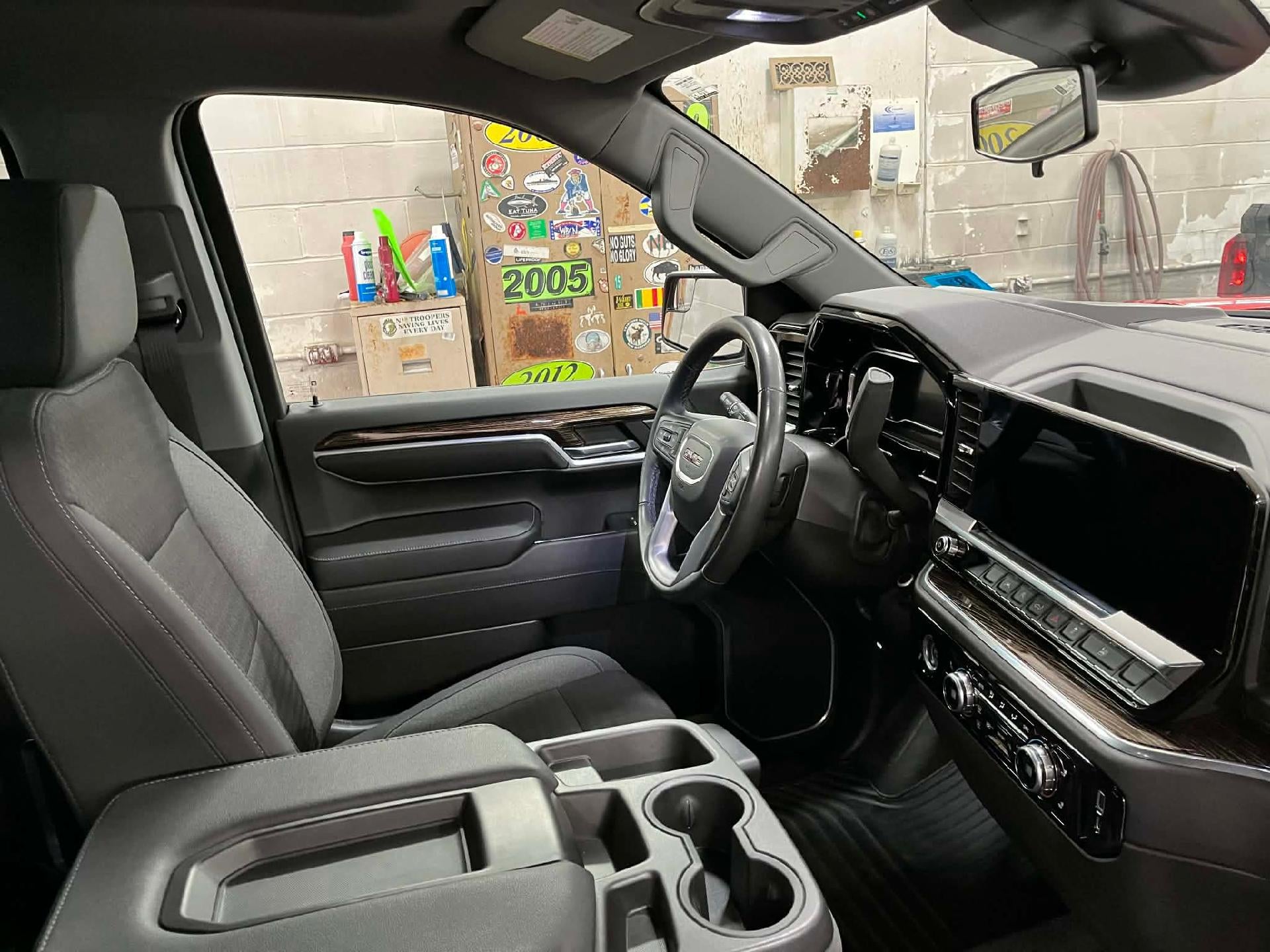 2022 GMC Sierra 1500 SLE