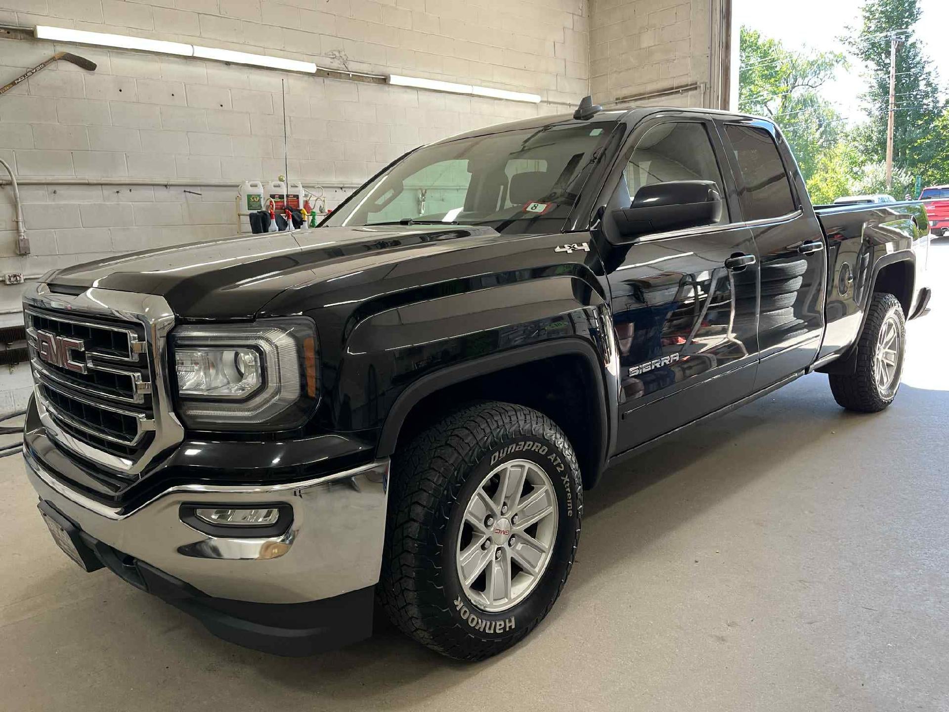 2017 GMC Sierra 1500 SLE