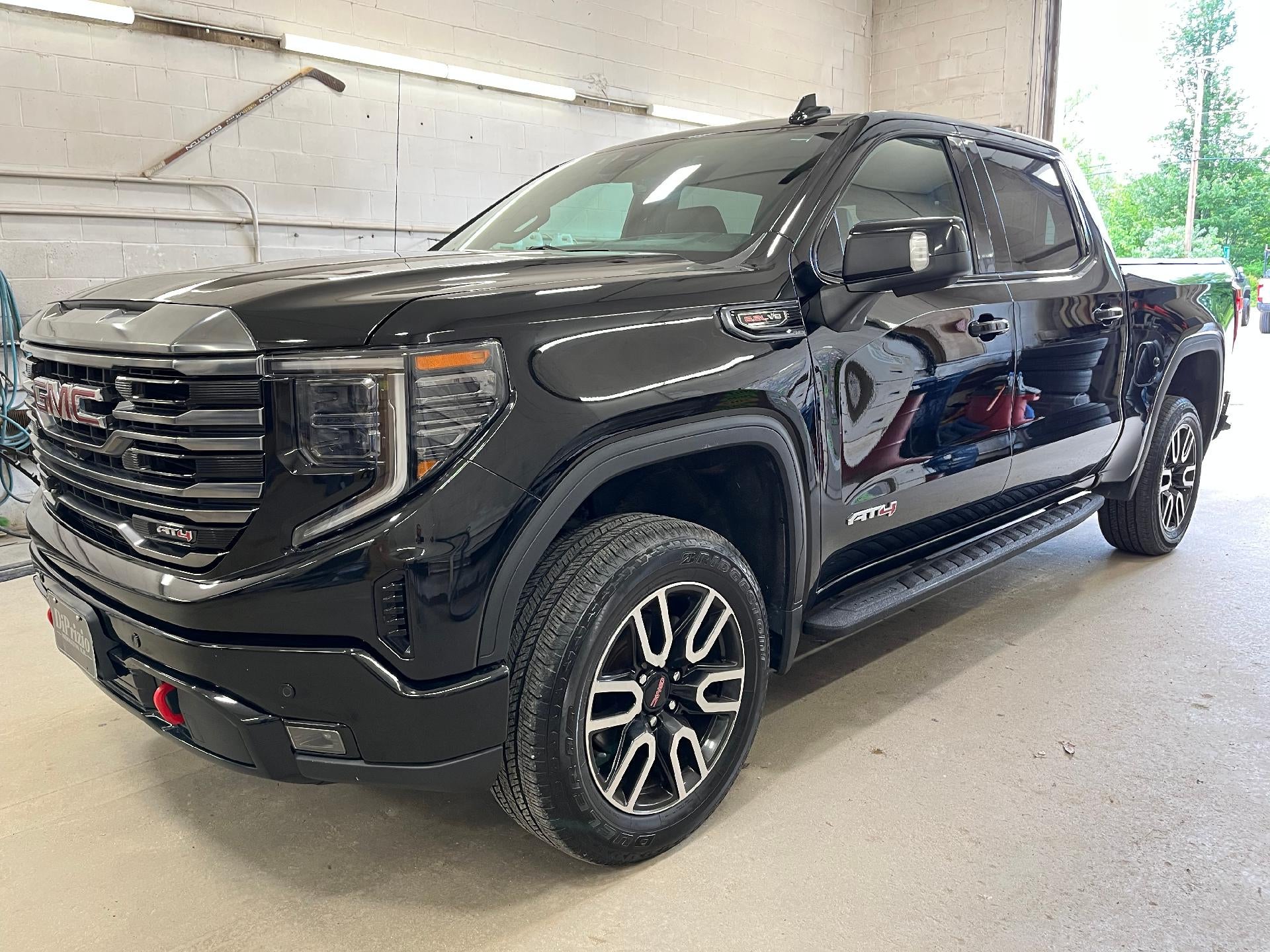 2022 GMC Sierra 1500 AT4