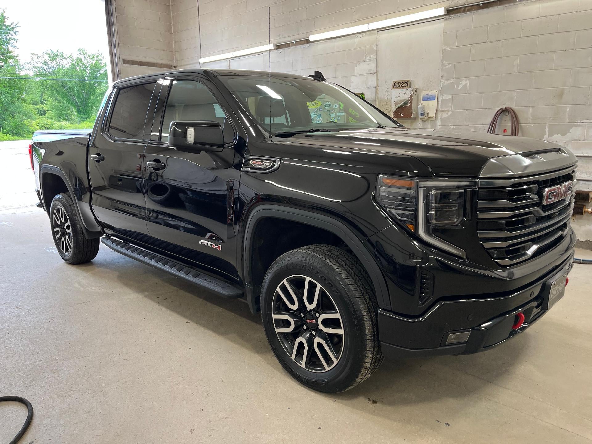 2022 GMC Sierra 1500 AT4