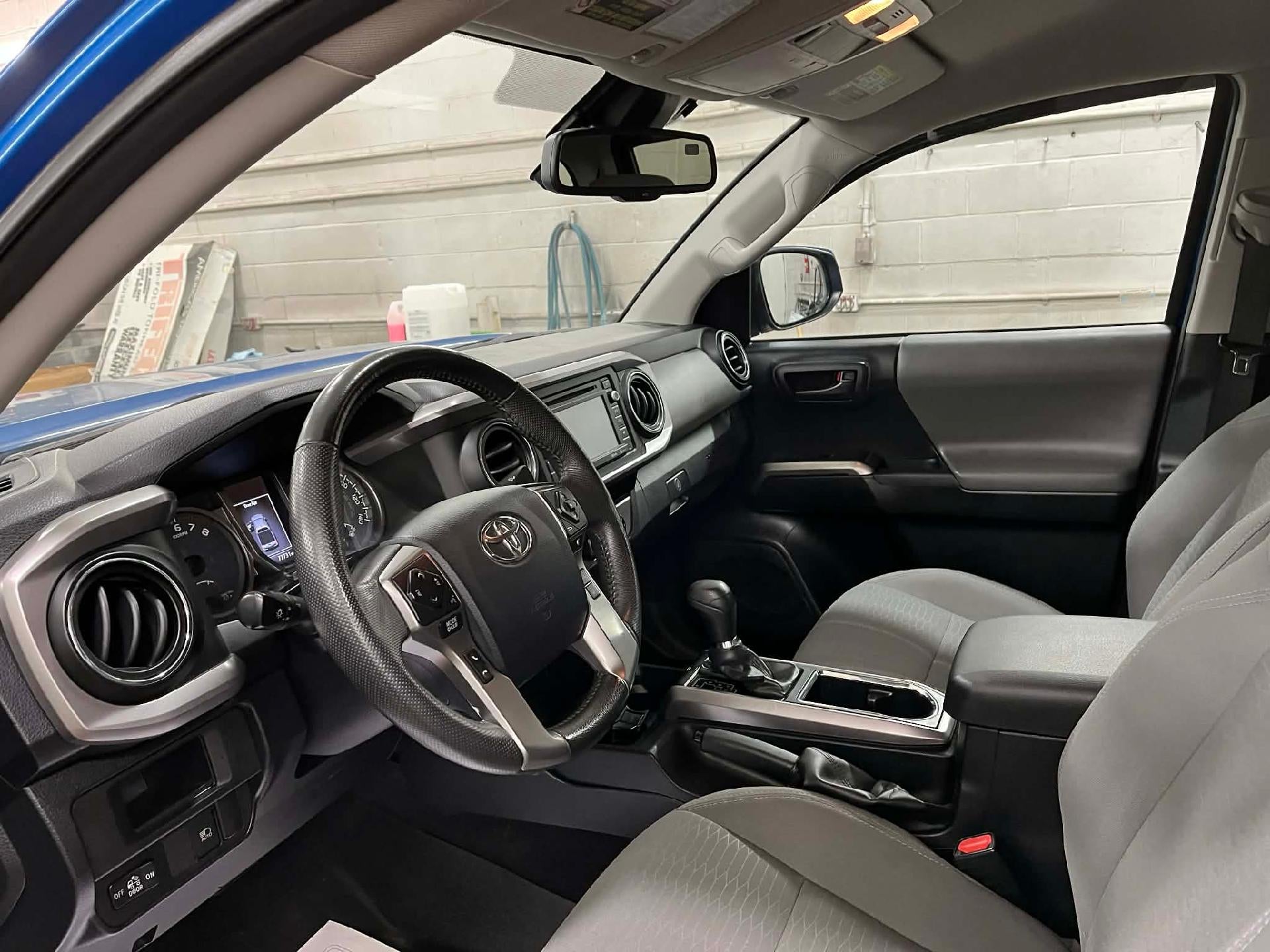 2018 Toyota Tacoma SR