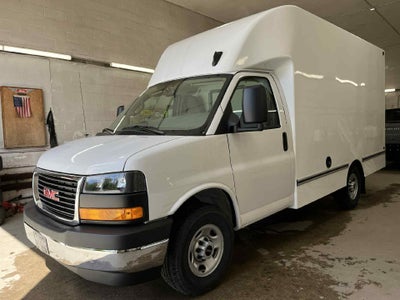 2025 GMC Savana Cutaway 3500 Base