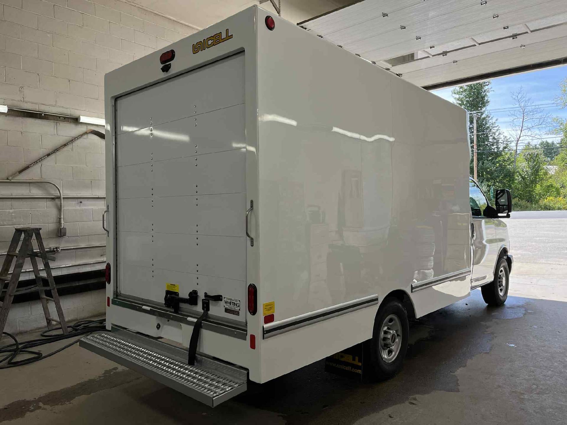 2025 GMC Savana Cutaway 3500 Base